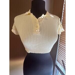Women's Small Soft Yellow Cropped Top Collar Buttons Ribbed GUC